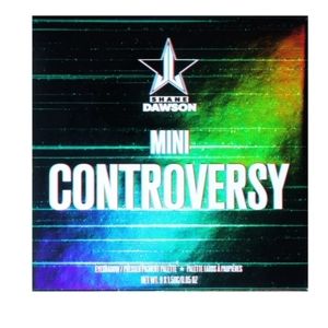 Jeffree Star Makeup - 🖤Jeffree Star Mini Controversy Emerald Palette Jeffree Star Makeup - 🖤Jeffree Star Mini Controversy Emerald Palette